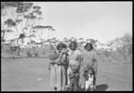 Fanny, Margie Watson and and unknown woman with unknown children at Cundeelee [picture]