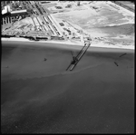 Aerial photographs of the new BHP Kwinana jetty under construction, 17 Dec. 1965 [picture]