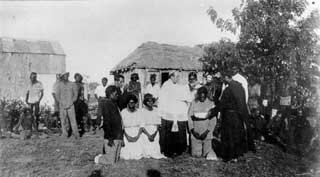 Baptising Aboriginal People at Kalumburu Mission 1927 000950d