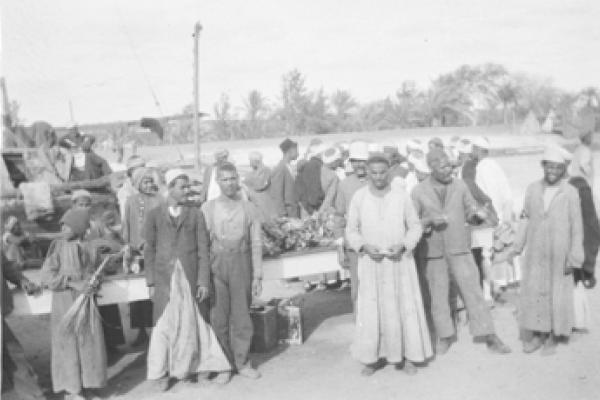 Egyptian men and boys 1916