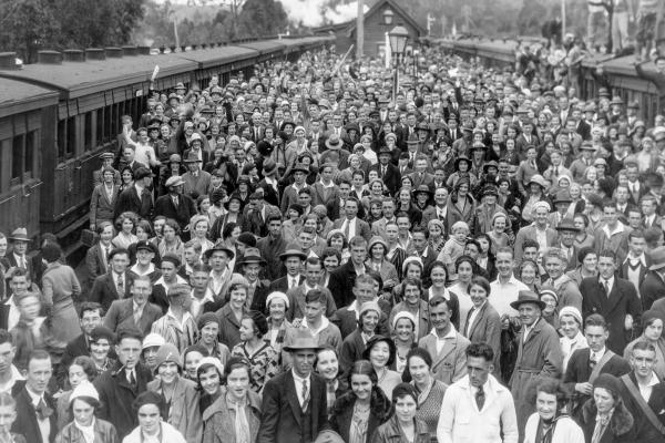 Picnickers leaving for John Forrest National Park from the Parkerville Railway Station 1930 